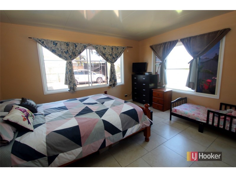 721 Boat Harbour Drive, Urangan QLD 4655