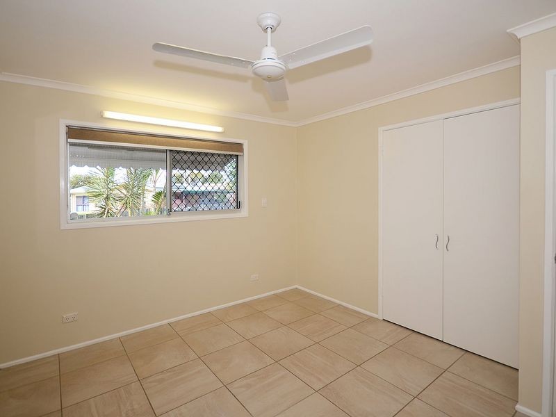 19 Limpus Street, Urangan QLD 4655
