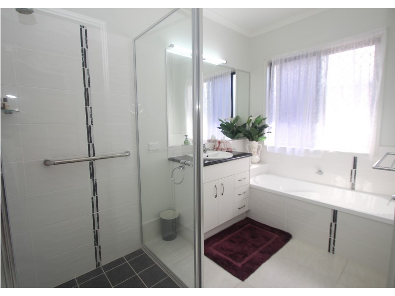 53 Bayswater Drive, Urraween QLD 4655