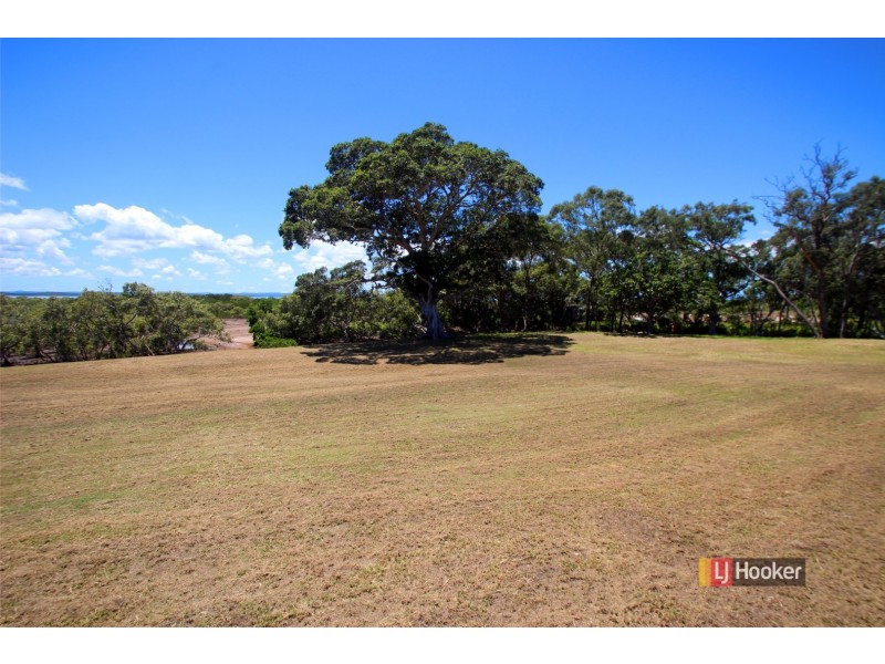 1 Shore Road East, Booral QLD 4655