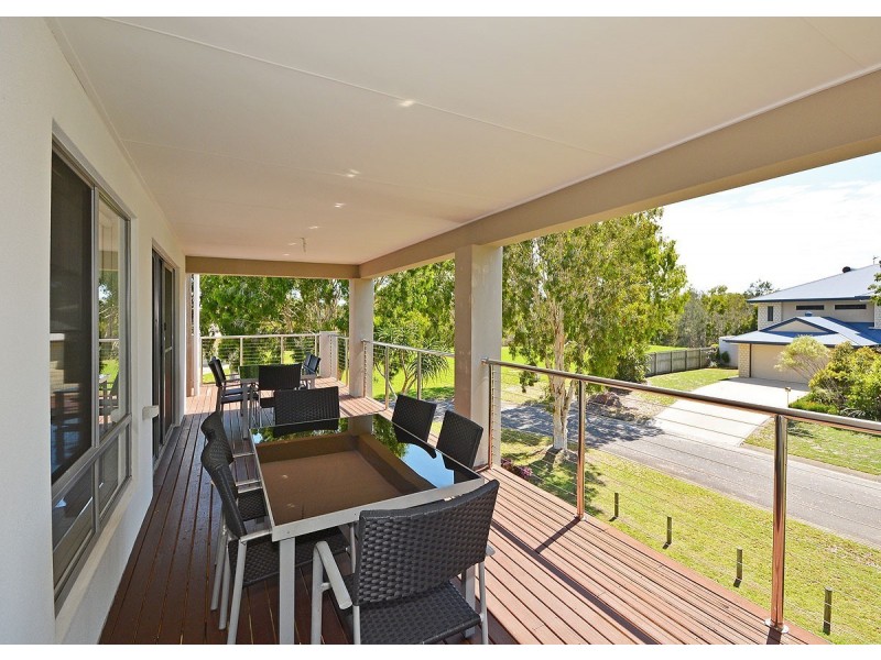 2 Tamarind Close, Burrum Heads QLD 4659