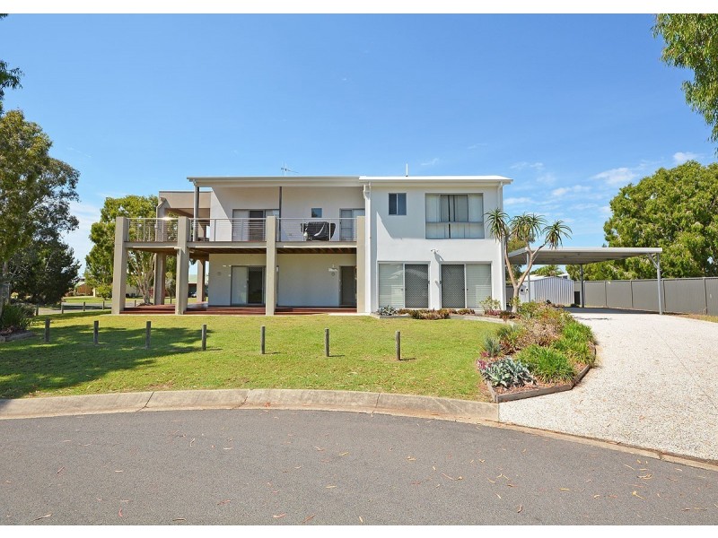 2 Tamarind Close, Burrum Heads QLD 4659