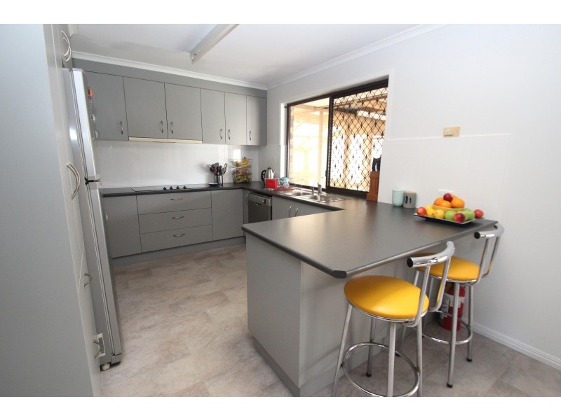 23 Moonbi Street, Scarness QLD 4655