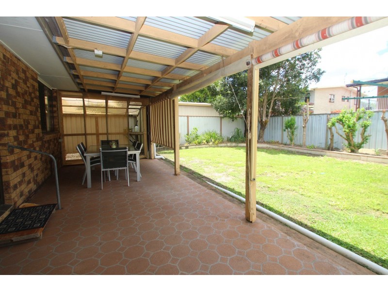 23 Moonbi Street, Scarness QLD 4655