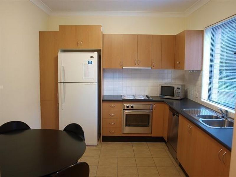 6 Winchester Street, Carlton NSW 2218
