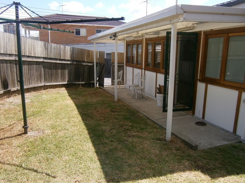 Vine Street, Hurstville NSW 2220