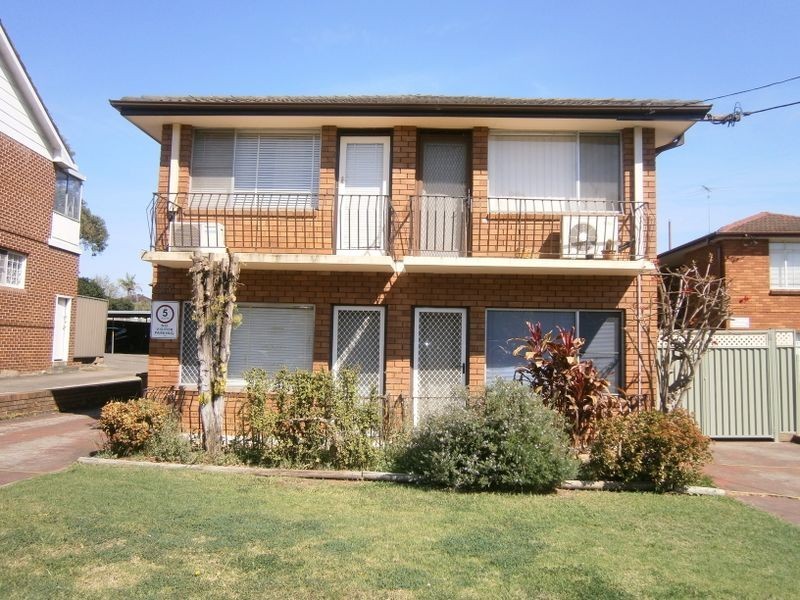 25 Parry Avenue, Narwee NSW 2209