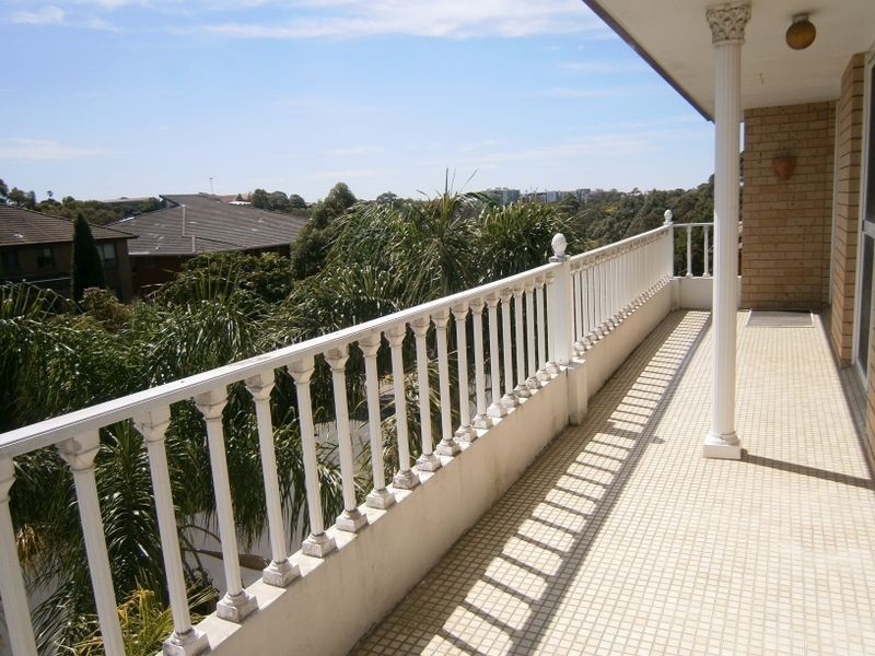 35 Robertson Street, Kogarah NSW 2217