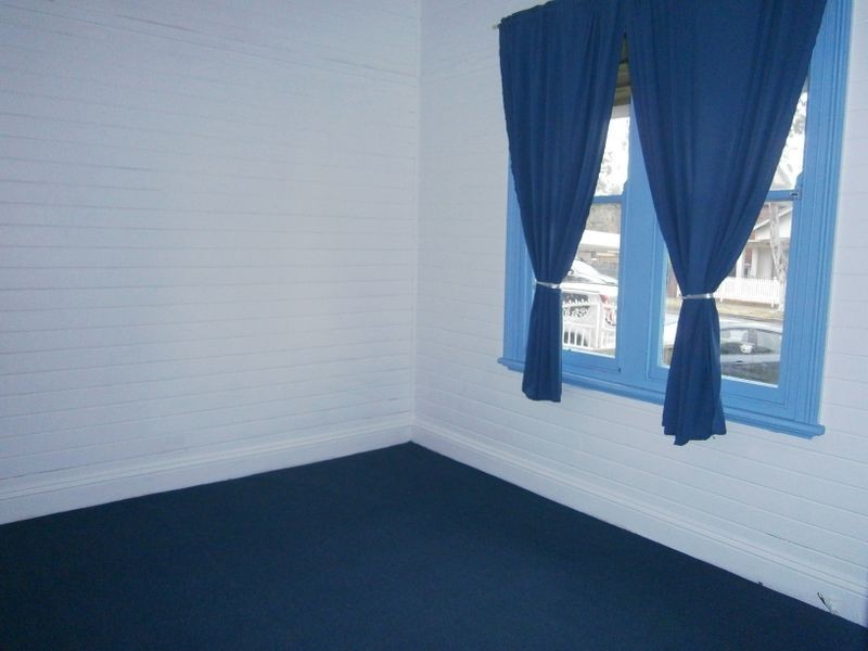 11 Henry Street, Carlton NSW 2218