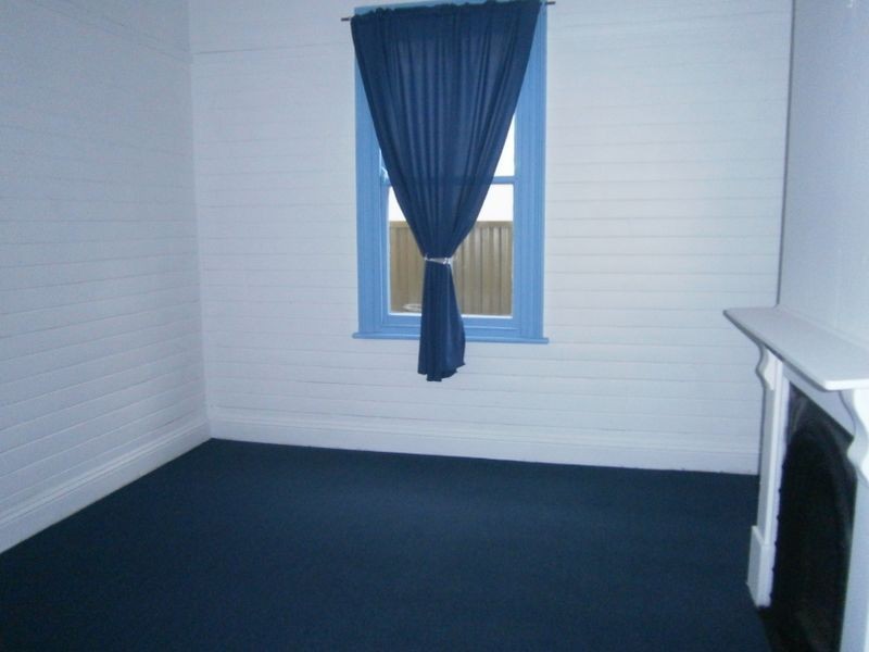 11 Henry Street, Carlton NSW 2218