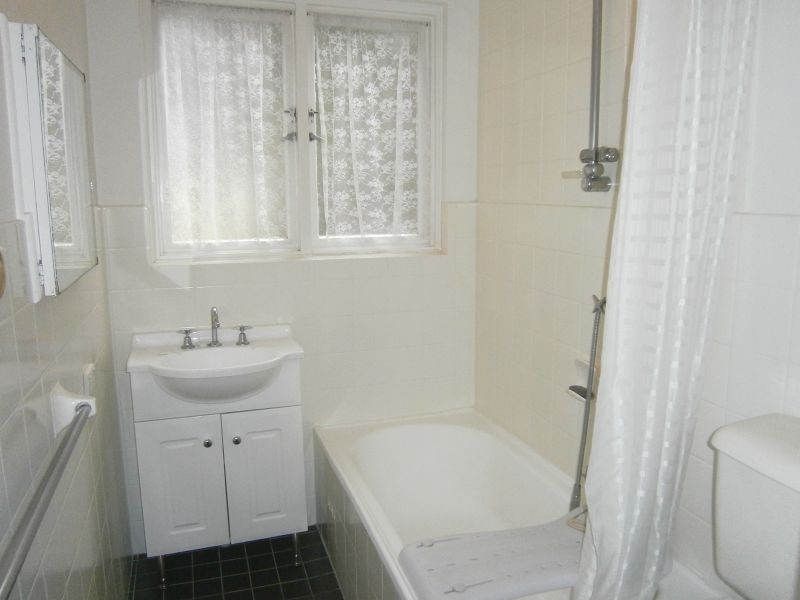 27 Gladstone Street, Bexley NSW 2207