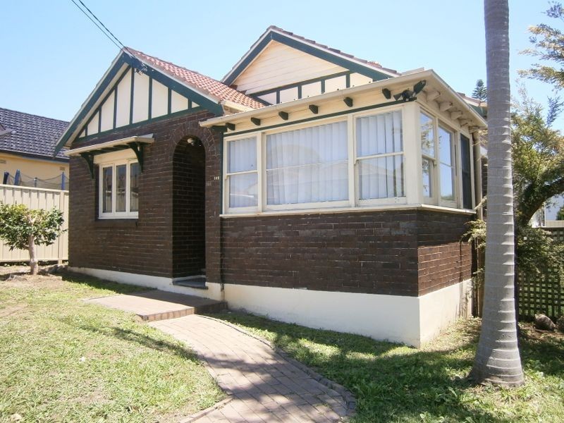 102 Glenfarne Street, Bexley NSW 2207
