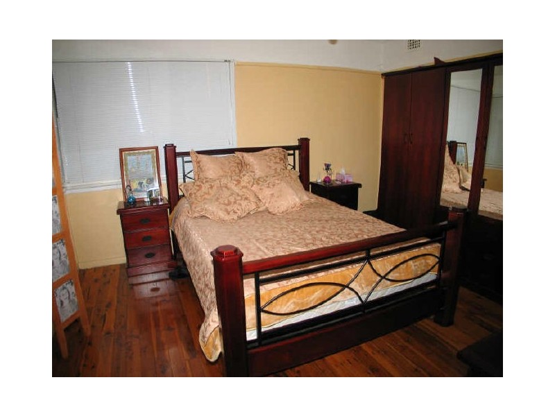 16 John Street, Bexley NSW 2207