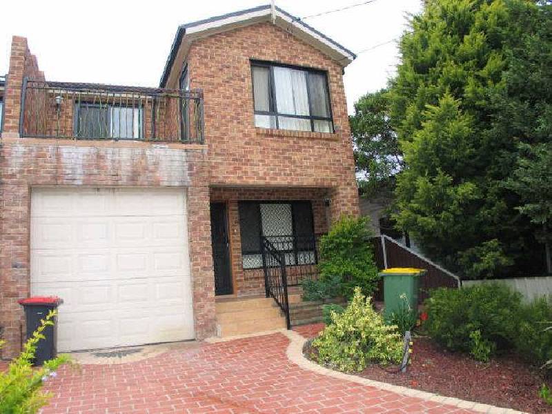126a Juno Parade, Greenacre NSW 2190