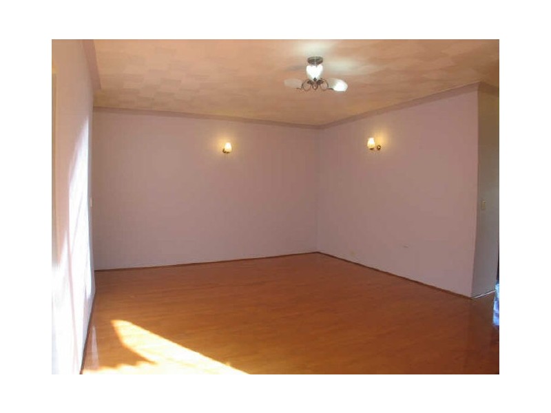 8/20 Jubilee Avenue, Carlton NSW 2218