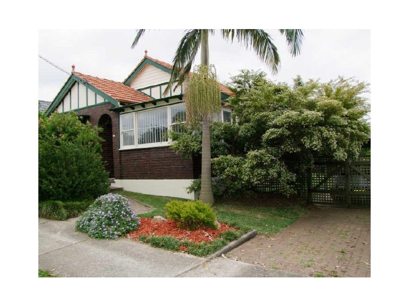 102 Glenfarne Street, Bexley NSW 2207