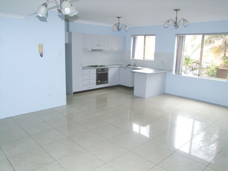 1/12 Guinea Street, Kogarah NSW 2217