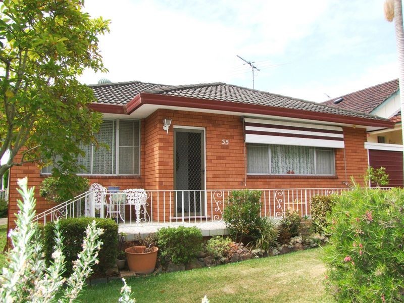 1/35 Beaconsfield Street, Bexley NSW 2207