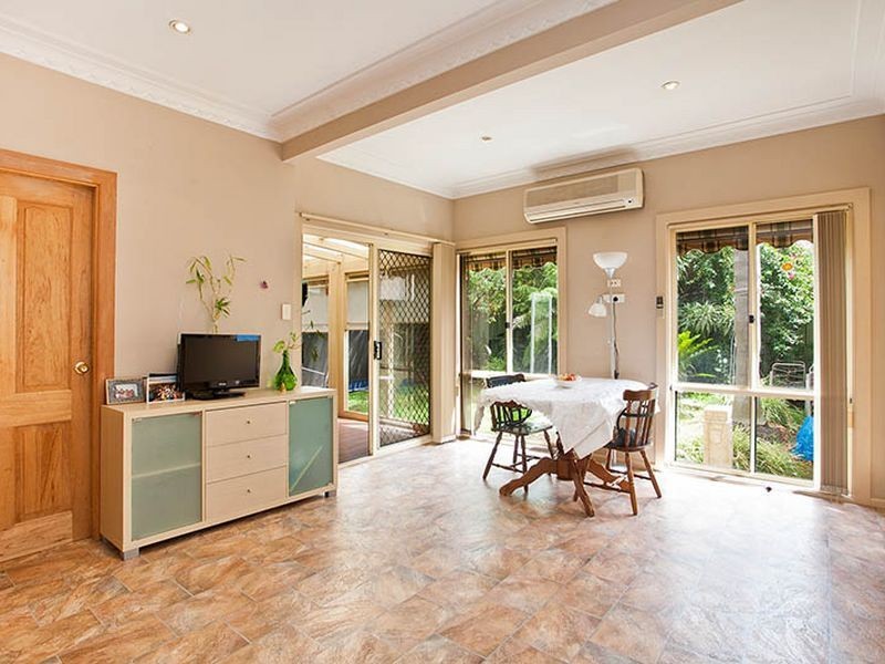35 Colvin Avenue, Carlton NSW 2218
