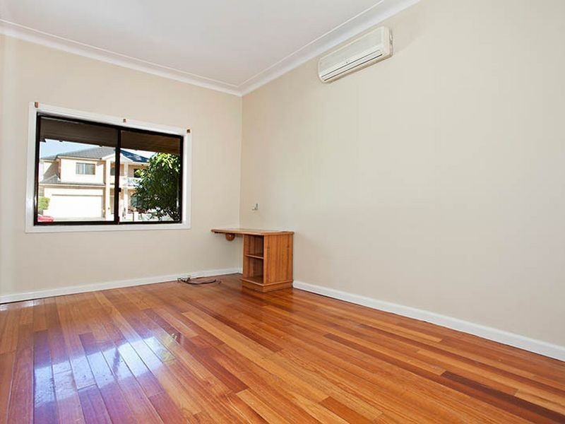 10 Prospect Street, Carlton NSW 2218