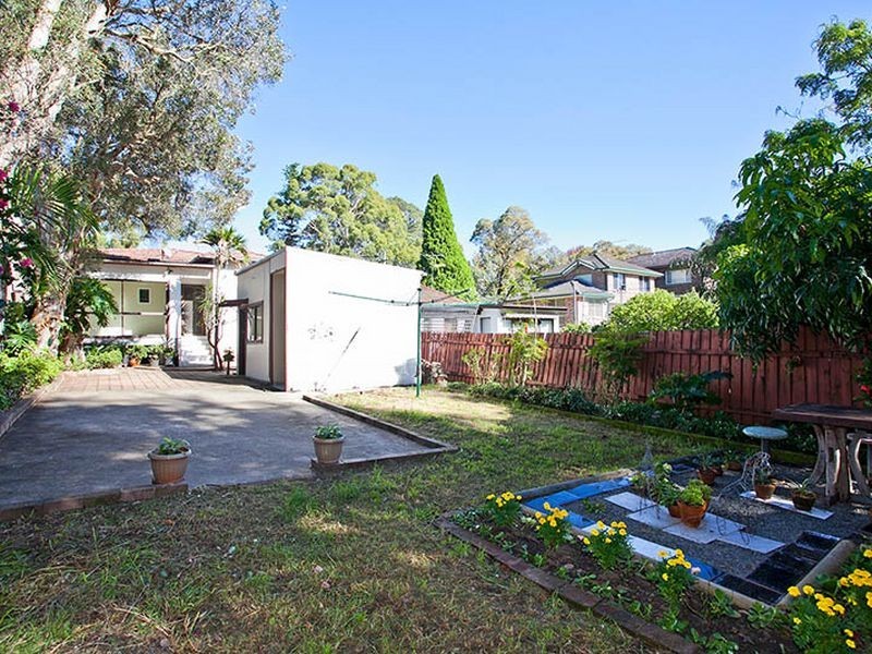 10 Prospect Street, Carlton NSW 2218