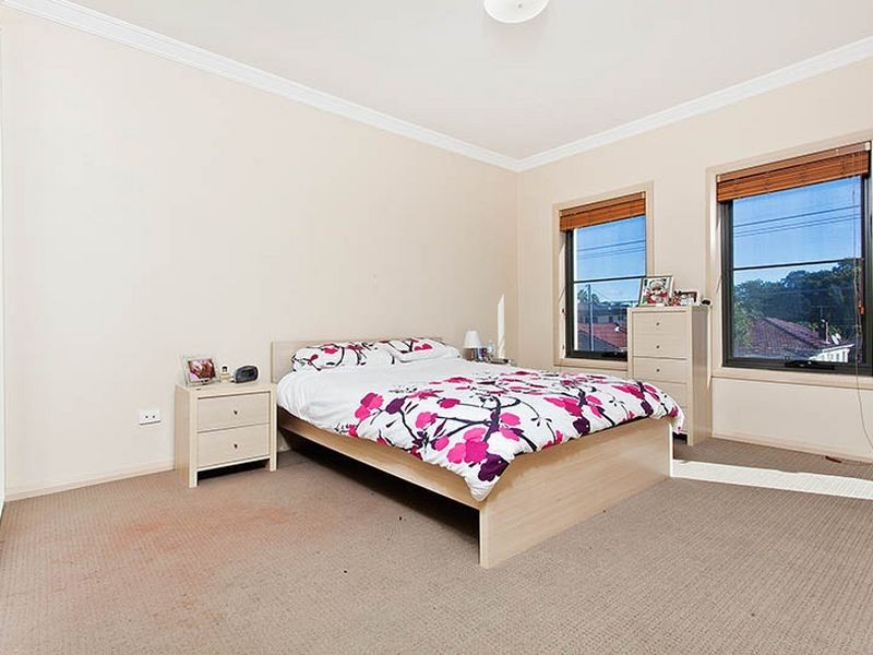 1/18 Chuter Avenue, Monterey NSW 2217