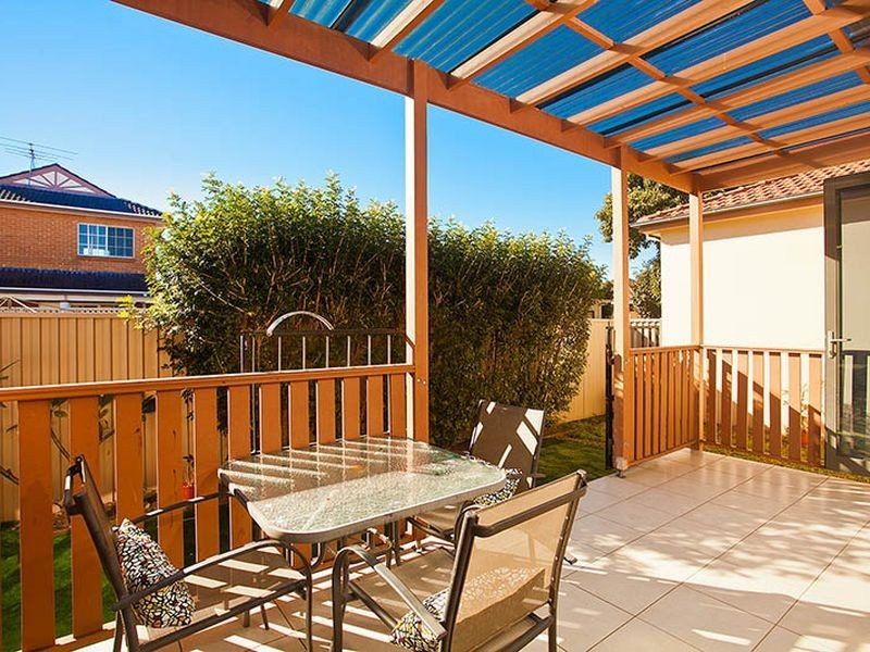 1/18 Chuter Avenue, Monterey NSW 2217