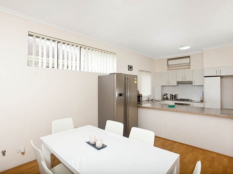 9/63A Connemarra Street, Bexley NSW 2207