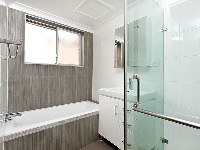 3/3-5 Shaftesbury Street, Carlton NSW 2218