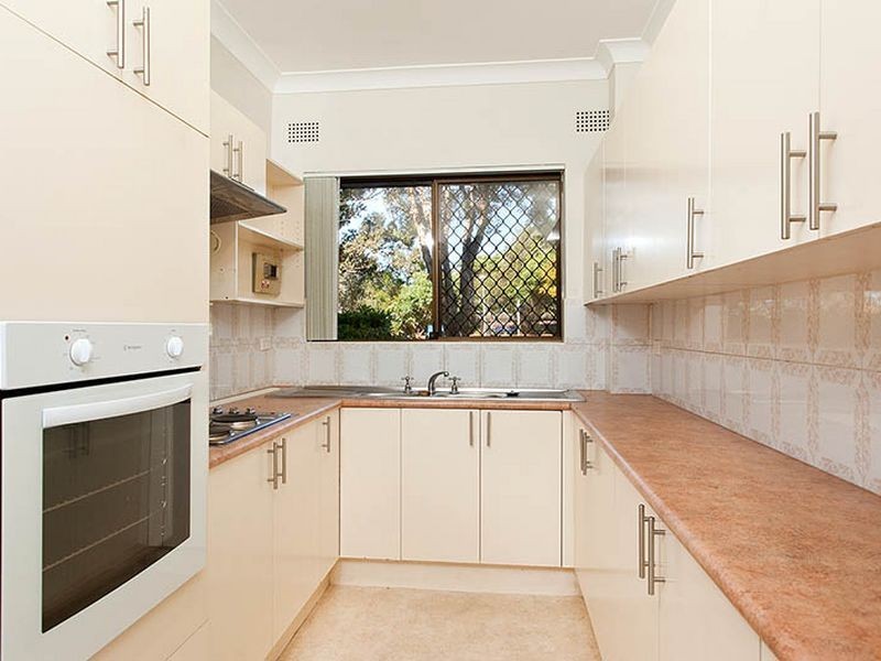 1/20 Carlton Parade, Carlton NSW 2218