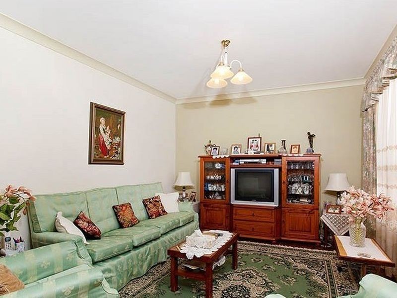 12 Park Road, Carlton NSW 2218