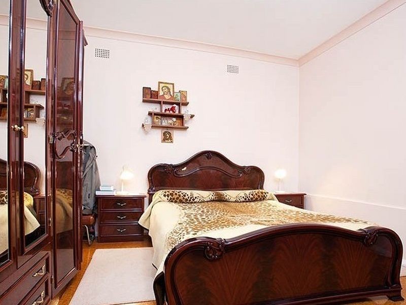 12 Park Road, Carlton NSW 2218