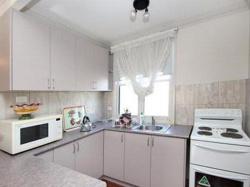 12 Park Road, Carlton NSW 2218