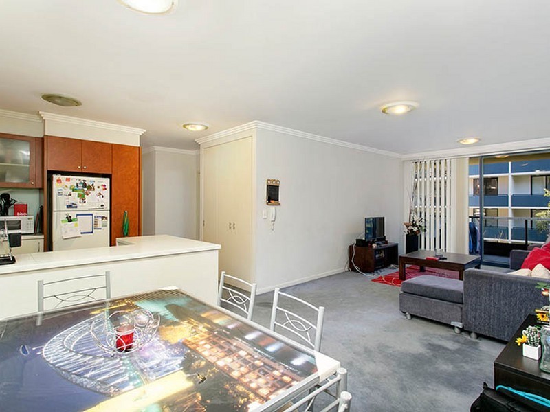 14303/177-219 Mitchell Road, Erskineville NSW 2043