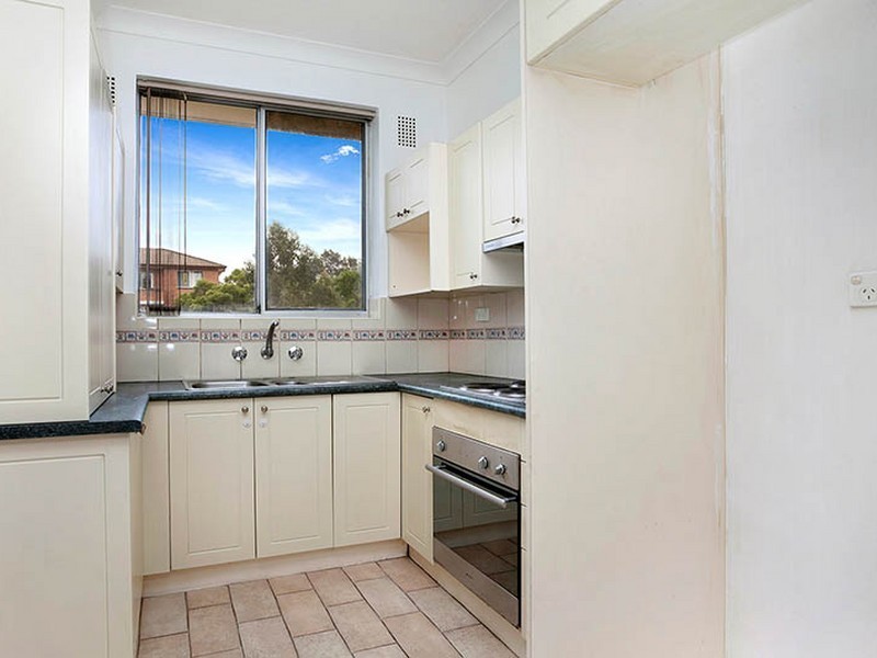 11/33 Warialda Street, Kogarah NSW 2217