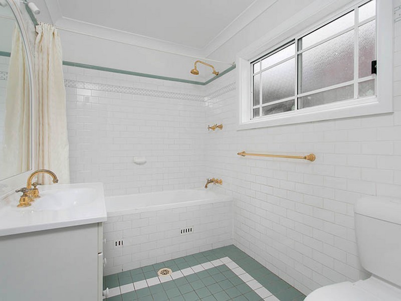 26 Mavis Avenue, Peakhurst NSW 2210