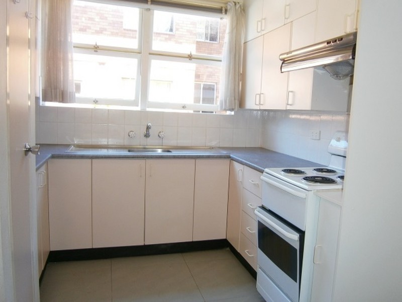 6 Guinea Street, Kogarah NSW 2217