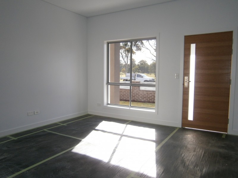 24 Bullecourt Avenue, Milperra NSW 2214