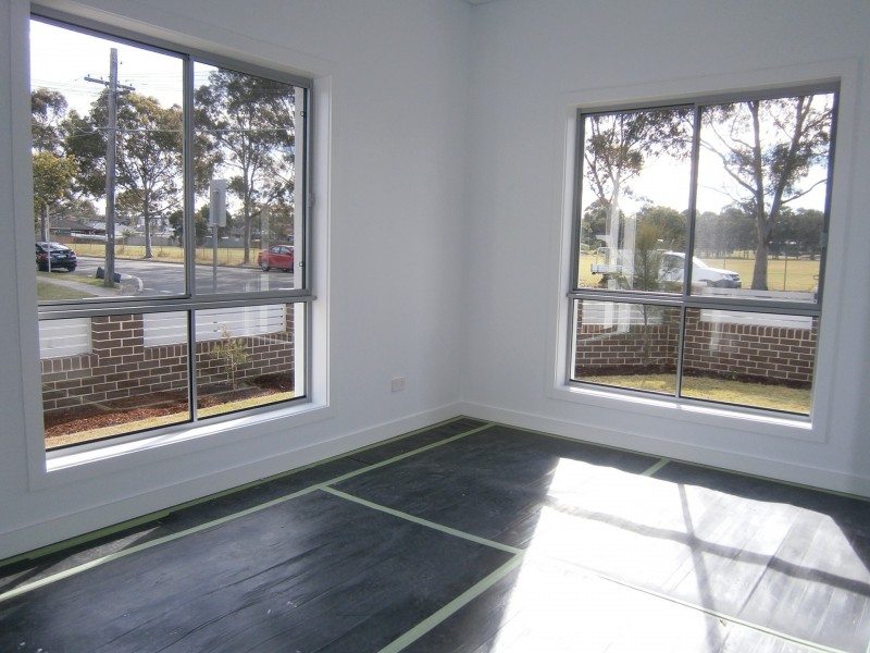 24 Bullecourt Avenue, Milperra NSW 2214