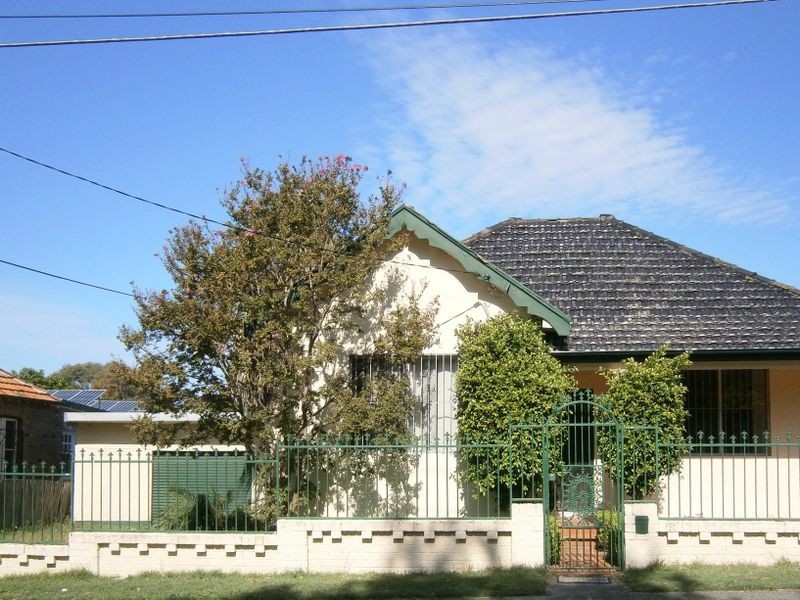 Nielsen Avenue, Carlton NSW 2218