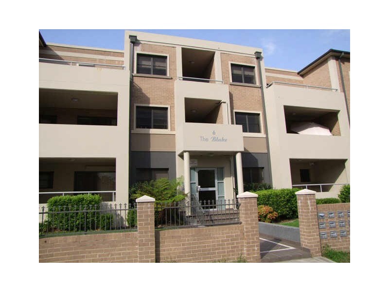 6 Blake Street, Kogarah NSW 2217