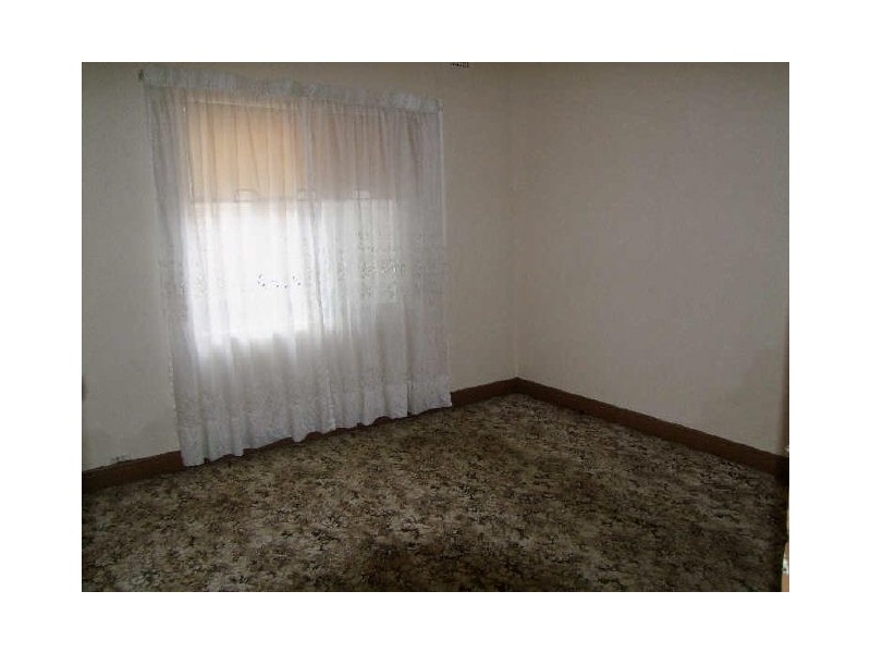 25 Rocky Point Rd, Kogarah NSW 2217