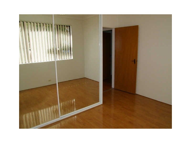 20 Jubilee Avenue, Carlton NSW 2218