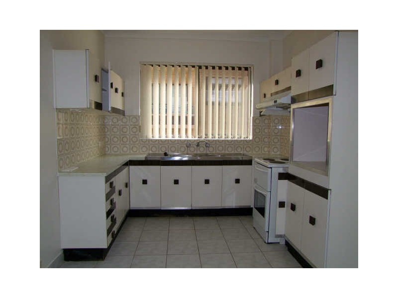 20 Jubilee Avenue, Carlton NSW 2218