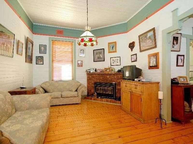 82 Caledonian Street, Bexley NSW 2207