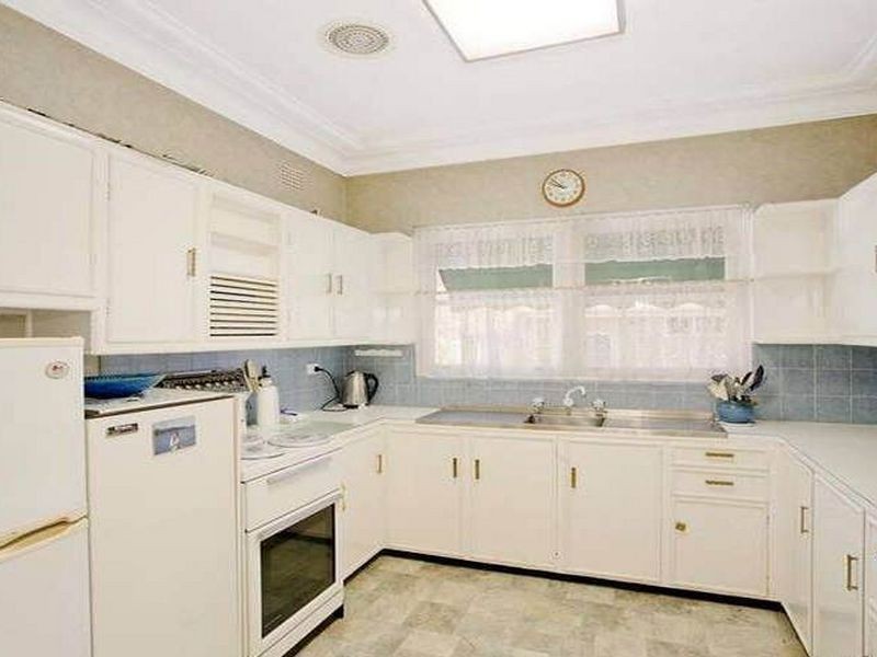 19 Mountbatten Street, Oatley NSW 2223