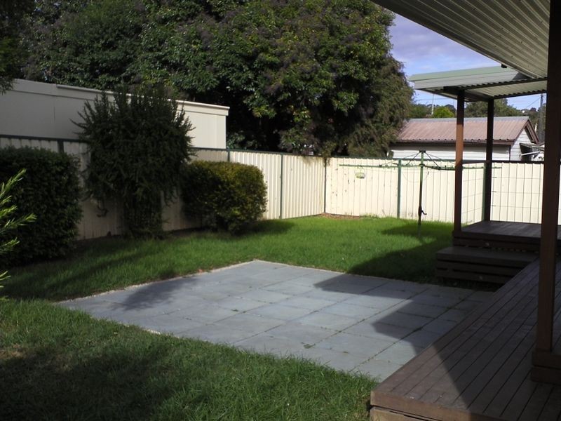 2 Phelps Crescent, Bradbury NSW 2560