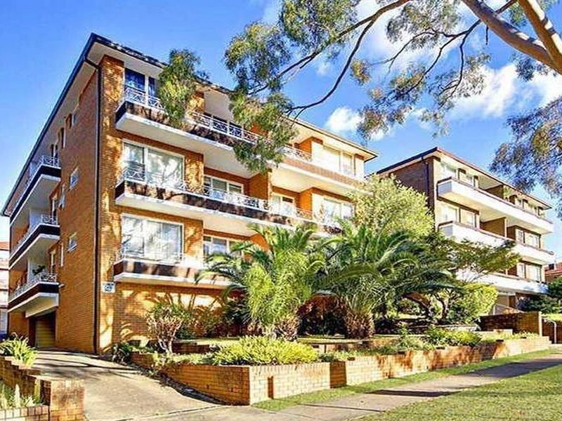 67 Warialda St, Kogarah NSW 2217