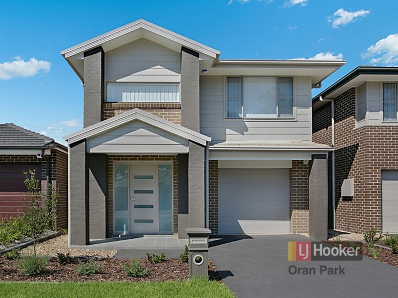 33a Canal Parade, Denham Court NSW 2565