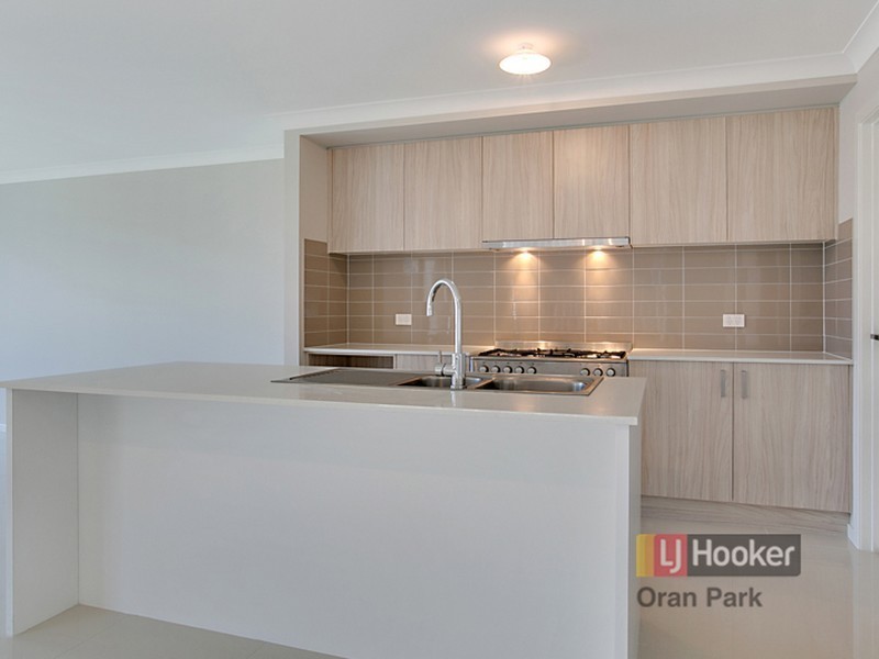 33a Canal Parade, Denham Court NSW 2565